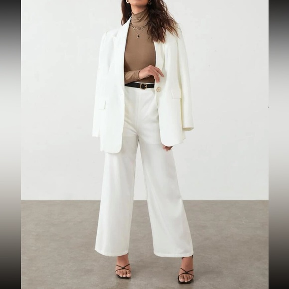 Boho casual high neck fitted top - Picture 11 of 15